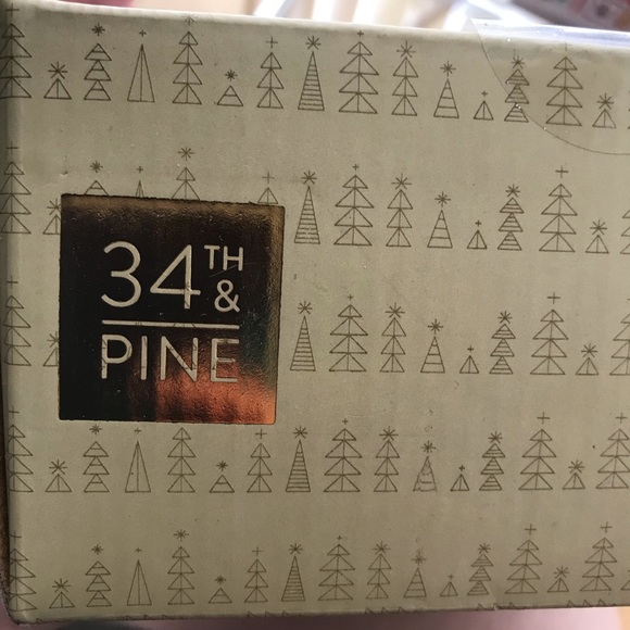 34th & Pine Champagne Silver Ornaments/Decor - Picture 4 of 12